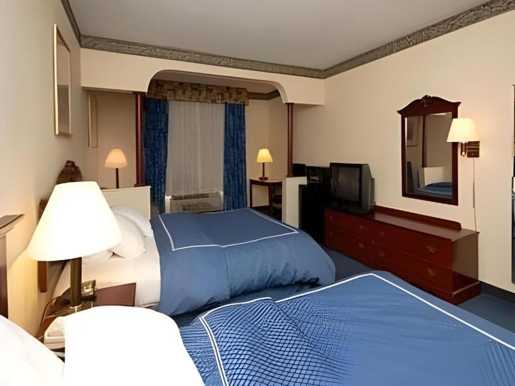 Comfort Suites Plainview Екстериор снимка
