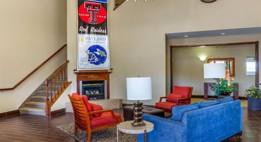 Comfort Suites Plainview Екстериор снимка